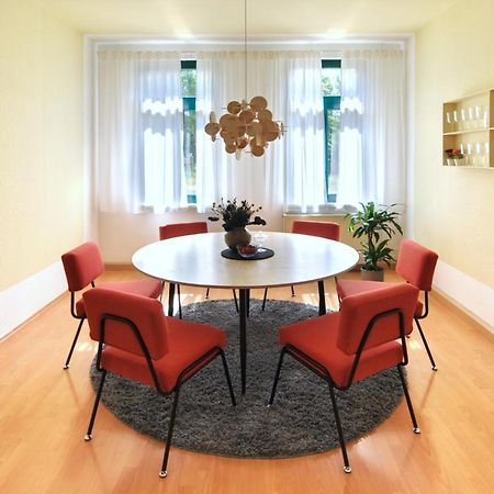 Vonbehling Boutique Apartment Mit 65Zoll Tv Und Designerstuecken Halle  Exterior foto
